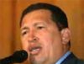 Hugo Chávez le exige respeto a Felipe Calderón