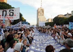 Marchas y distintas actividades para recordar los 37 años del golpe militar