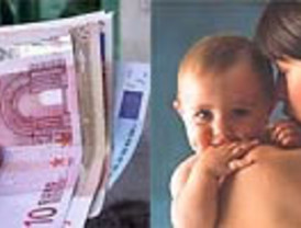 El Gobierno tira de crédito para poder pagar el 'cheque-bebé'