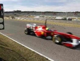 Massa vuelve a la pista tras subsanar Ferrari la avería en el F150