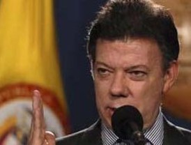 Santos dice que Chávez cumple palabra de no permitir presencia de rebeldes