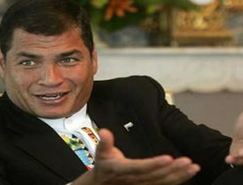El presidente Correa tomó juramento