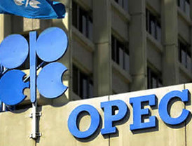 La OPEP proseguirá con reducciones en la oferta de petróleo