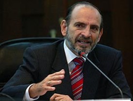 Primer ministro de Perú anuncia que renunciará