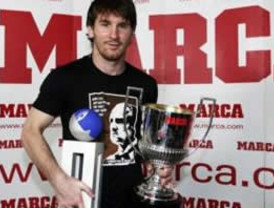 Messi recibe el Pichichi y el Di Stéfano, estuvo Hugol