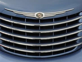 Chrysler sale de la quiebra conjuntamente con Fiat, que regresa a  los Estados Unidos