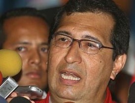 Hermano de Chávez ve difícil detener la revolución