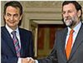 Zapatero y Rajoy, 105 minutos de 'cónclave'