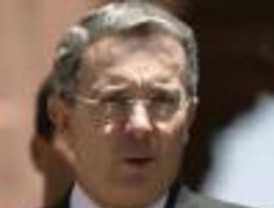 Uribe asume la responsabilidad por operativo que abatió a Raúl Reyes