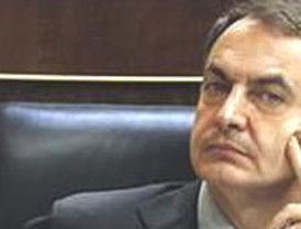 Zapatero ultima su decisión sobre si extiende el estado de alarma