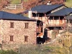 Caen las pernoctaciones en los alojamientos de turismo de Castilla y León