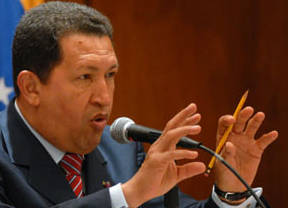 Chávez inicia la licencia para operarse en La Habana
