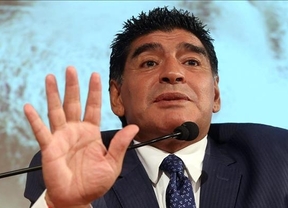 Maradona cree que es el momento de que se termine la "anarquía" en la FIFA