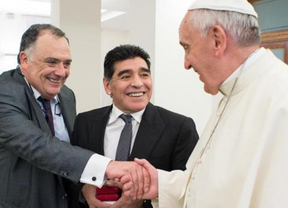 Valdés prometió trabajar por la visita del Papa al país