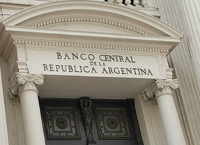 El Banco Central argentino intervino para reducir la depreciación brusca del peso