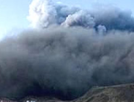 La nube volcánica canceló este sábado casi 700 vuelos en España