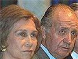 Los periódicos, dos días despúes, salen con el mensaje del Rey