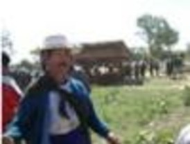 Desalojo de tierras en San Julián deja 15 heridos