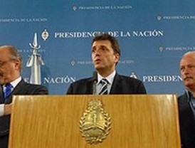 El Gobierno acordó un aumento salarial del 15% con los estatales
