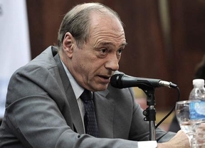  Zaffaroni insistió en que "buscan desestabilizar a partir de una denuncia descabellada"