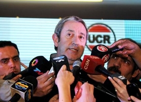 Cobos afirmó que podría bajar su candidatura a presidente si no "repunta" en las encuestas