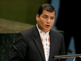 Correa: Ecuador vive una fiesta democrática