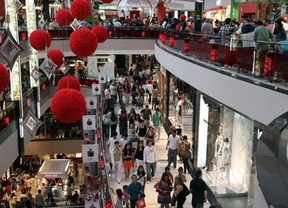 Más de medio millón de personas en la noche de descuentos de shoppings