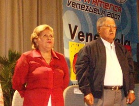 Ahora se habla de la postulación de la madre de Chávez como gobernadora del estado Barinas, para apaciguar las luchas familiares por el poder en la región