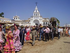 Prohibidas las candelas en El Rocío por riesgo de incendios