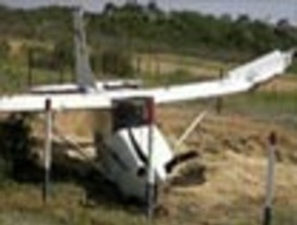 Rescatan a dos tripulantes de la avioneta que se precipitó en Charallave