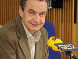 Un Zapatero 'muy prudente' frente a una insaciable Domínguez
