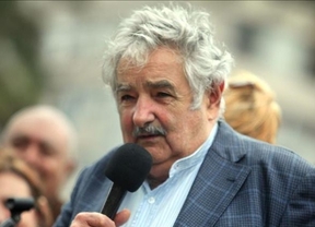 Mujica aseguró que los medios de comunicación de su país deforman lo que pasa en Uruguay