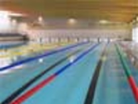 La natación de alta competición cuenta con una piscina cubierta y climatizada en el Río Esgueva