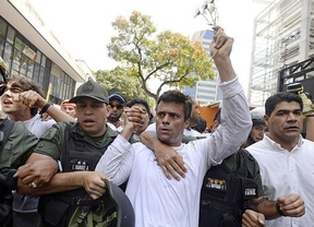La Justicia de Venezuela decidió enjuiciar a López por incitar a la violencia