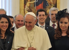 Emotivo encuentro entre el Papa Francisco y la nieta recuperada Victoria Montenegro