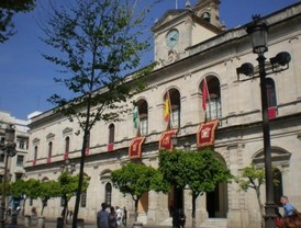 Málaga, Sevilla y Córdoba, entre los diez ayuntamientos más endeudados de España
