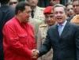 Chávez y Uribe se hacen amigos