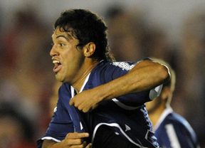 El juez Oyarbide también se la agarró con Independiente