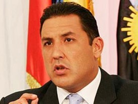 Gobernador Pérez acusa a oficialitas de “guerra sucia”