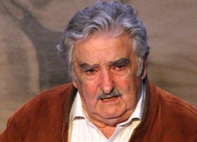 Mujica participó de la marcha en homenaje a los desaparecidos
