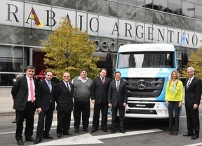 Mercedes Benz presentó los camiones que comenzó a producir en el país