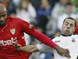 El Racing recibe un baño de goles que lleva a la afición a abandonar el estadio