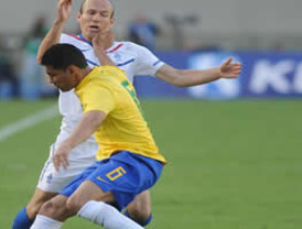 Selección de Brasil recibió abucheos en empate ante Holanda