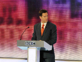 Cameron, gran favorito tras imponerse en el último debate