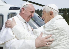 'Somos hermanos' le dijo con suma humildad Francisco a Benedicto