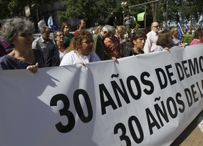 Españoles reclaman junto a las Madres de Plaza de Mayo y homenajean a brigadistas