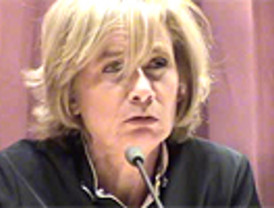 Pilar Cernuda recibe el premio a la Mujer Trabajadora con acompañantes de lujo