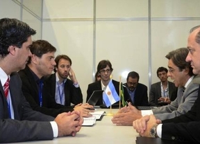Capitanich y Kicillof se reunieron con funcionarios del Banco Mundial