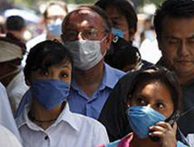 Angustia en México: la gripe porcina paraliza social y económicamente el país