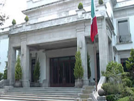 Reitera el secretario de Educación Alonso Lujambio su intención, de contender por Los Pinos en el 2012